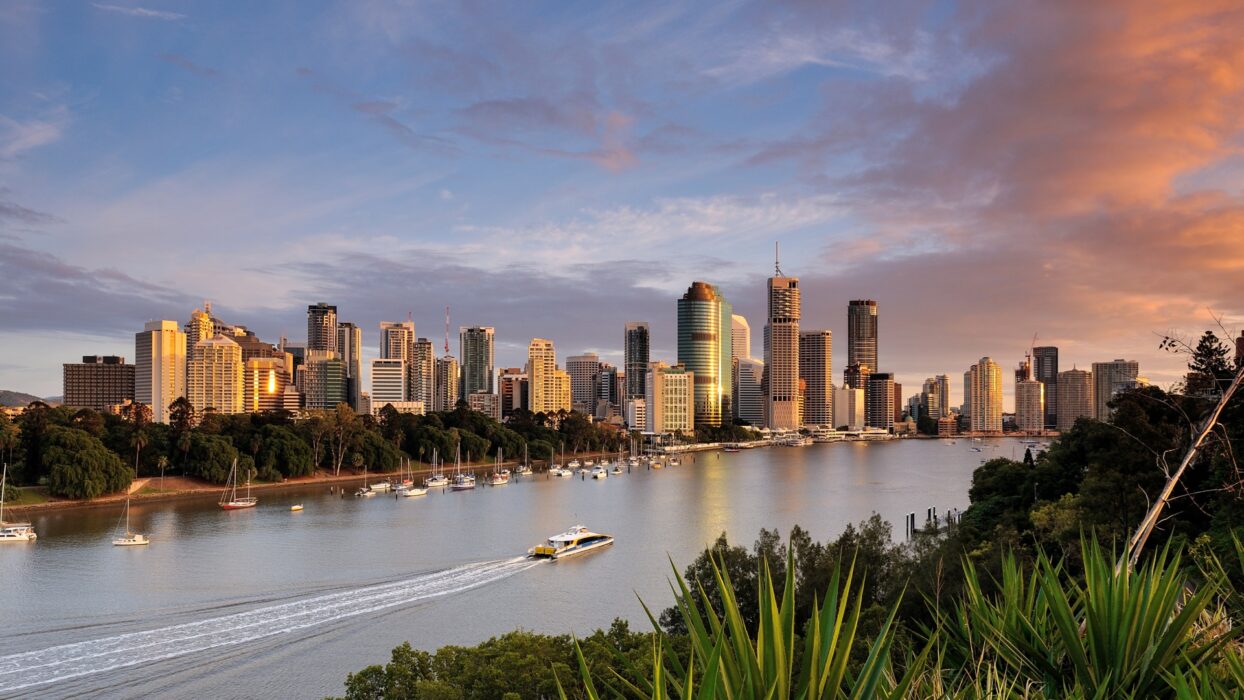 3 Days in Brisbane: The Ultimate Urban Adventure background image