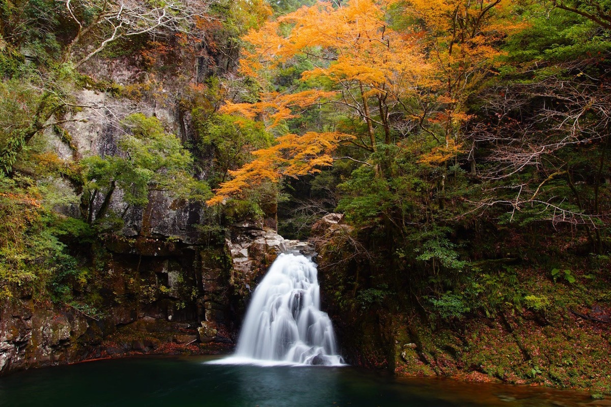 Akame 48 Falls, autumn