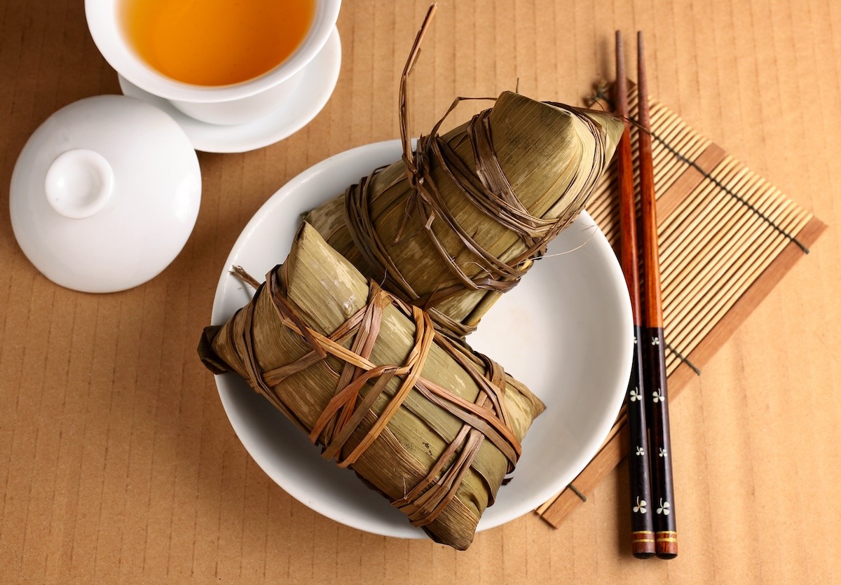 Zong Zi auch bekannt als Klebreisknödel Zong Zi auch bekannt als Klebreisknödel
