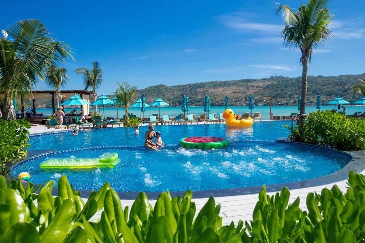 Resort Pantai Phi Phi Coco, Thailand Resort Pantai Phi Phi Coco, Thailand