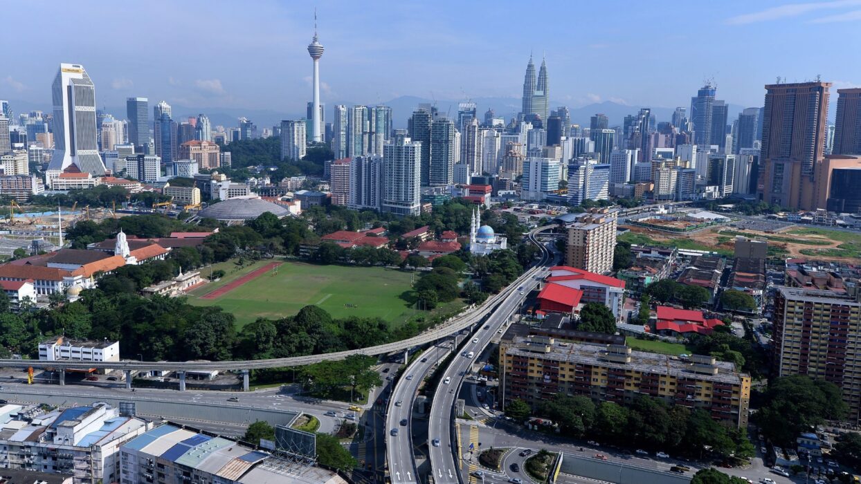 探索吉隆坡的最佳酒店和景点:您的终极住宿指南 background image
