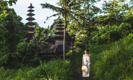 印尼探险的终极行李清单：每位旅行者的必备品