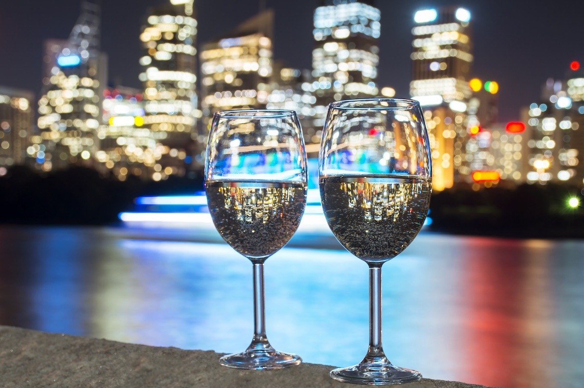 Entspannte Atmosphäre mit Blick auf die Stadt - Sydneys Top-Nachtclubs