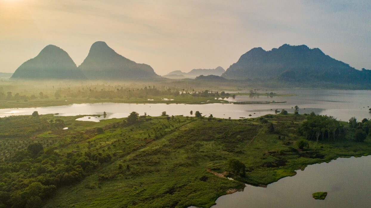Exploring Timah Tasoh Lake: Malaysia’s Hidden Gem for Nature Lovers and Adventure Seekers background image