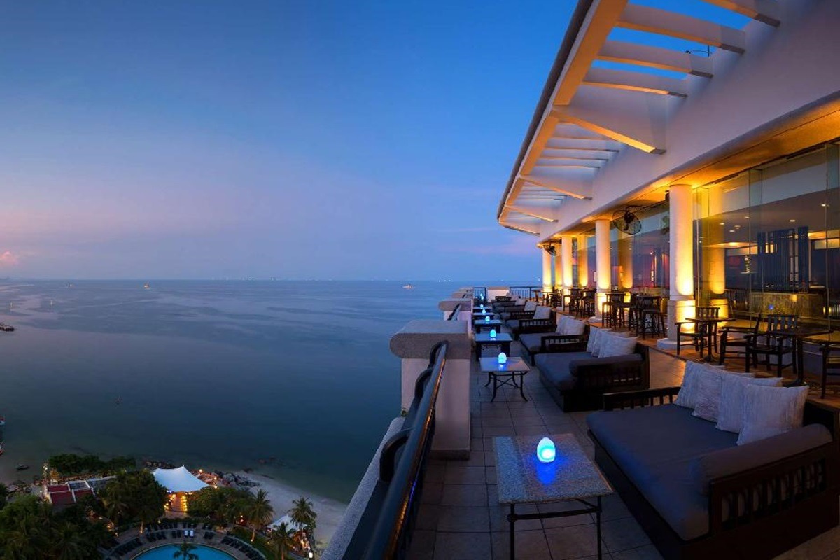 White Lotus Rooftop Bar at Hilton Hua Hin Resort & Spa White Lotus Rooftop Bar at Hilton Hua Hin Resort & Spa