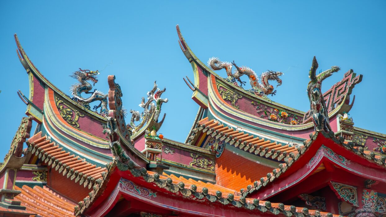探索文化奇蹟:台北行天宮旅遊指南 background image