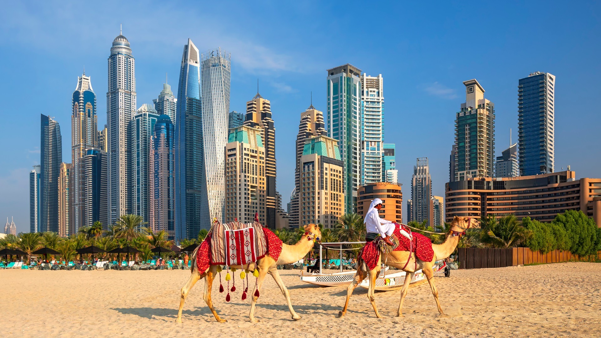 Jumeirah-beach-in-Dubai-United-Arab-Emirates-featured.jpg