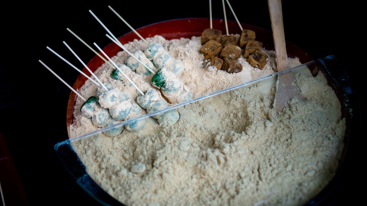 Kibi dango, pencuci mulut yang mesti dicuba di Okayama, Jepun Kibi dango, pencuci mulut yang mesti dicuba di Okayama, Jepun