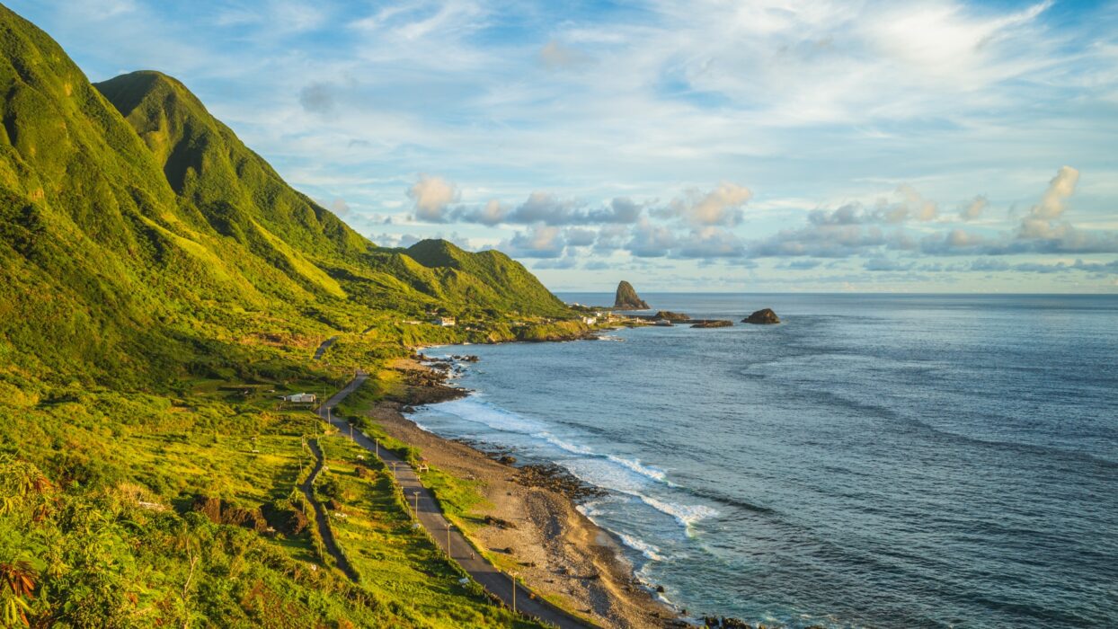 潛入天堂:台東蘭嶼海底奇觀的綜合指南 background image