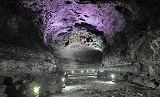 揭開萬丈窟的奇觀:濟州地下奇蹟綜合旅遊指南