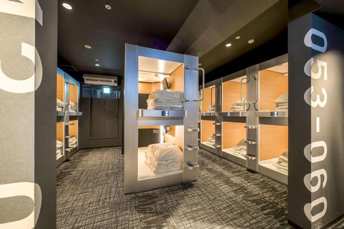 New Japan Capsule Hotel Cabana für Männer New Japan Capsule Hotel Cabana für Männer