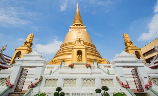 探索博文尼韦特寺（Wat Bowonniwet Vihara）：曼谷隐藏的宁静与历史宝藏