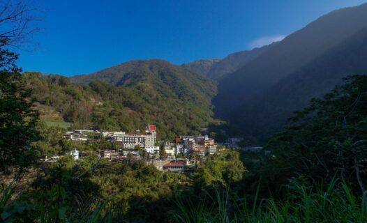 在天堂放鬆：南投東浦村綜合旅遊指南