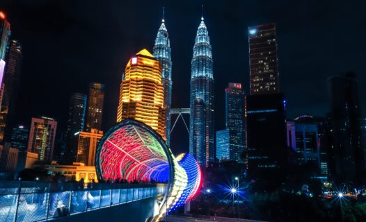 充滿活力的夜晚:探索馬來西亞熱門夜間景點和活動