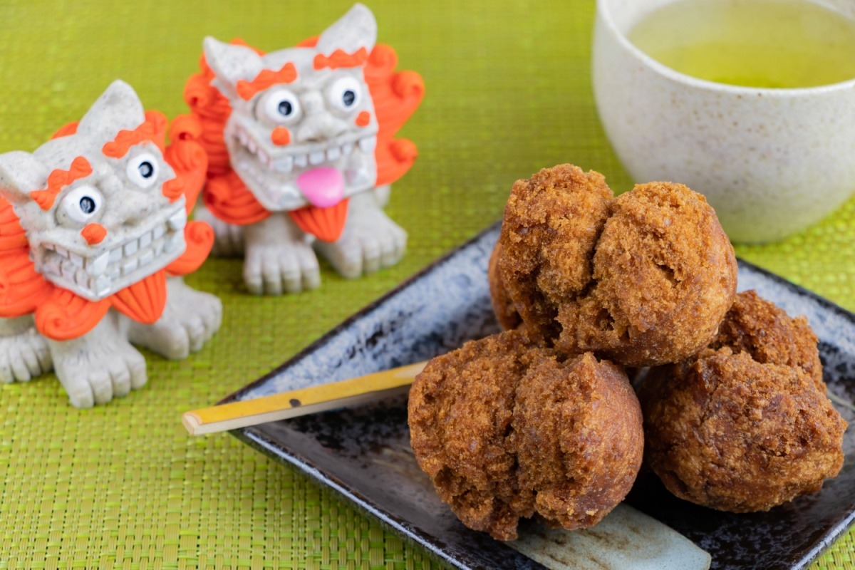 Sata Andagi Sata Andagi