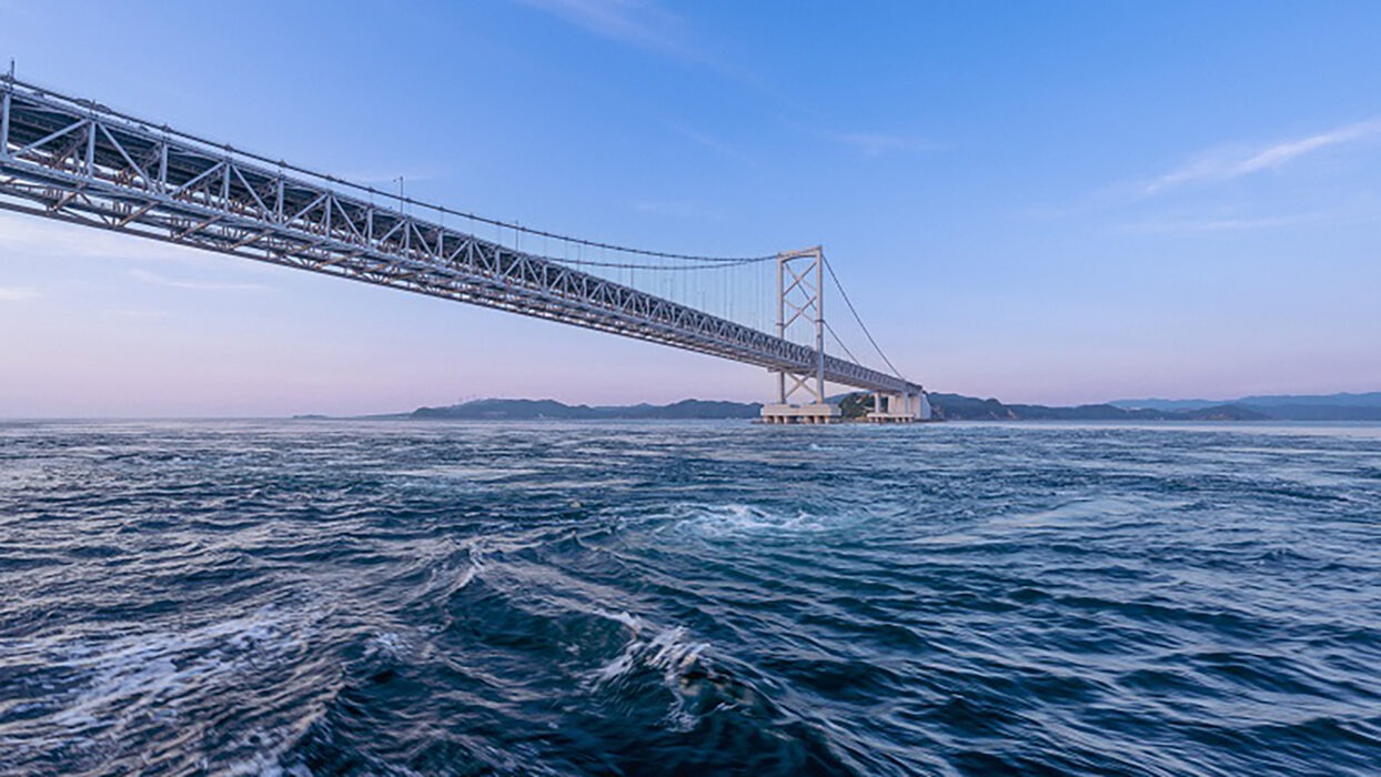 A Retreat and Scenic Drive around Awaji Island background image
