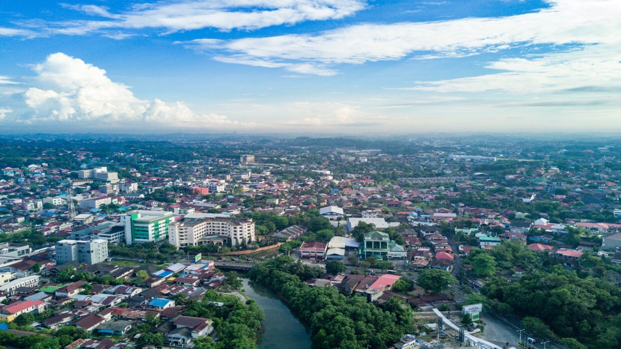 Top Things to Do in Balikpapan: Your Ultimate Travel Guide background image