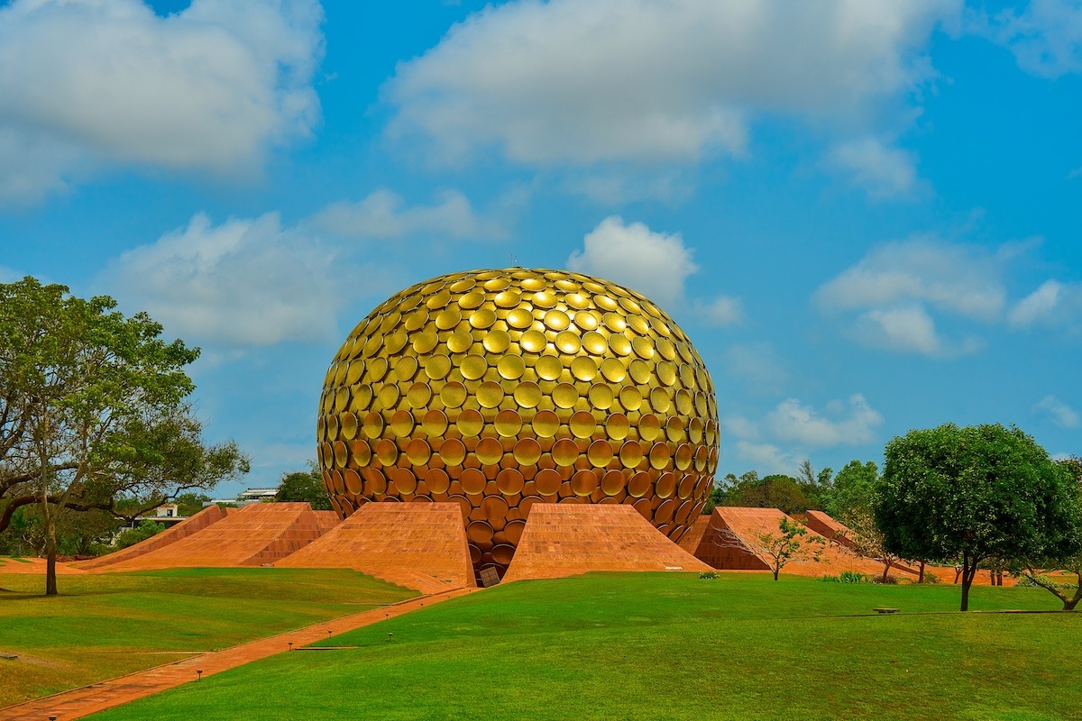 Matrimandir-印度泰米爾納德邦奧羅維爾的黃金寺廟 Matrimandir-印度泰米爾納德邦奧羅維爾的黃金寺廟