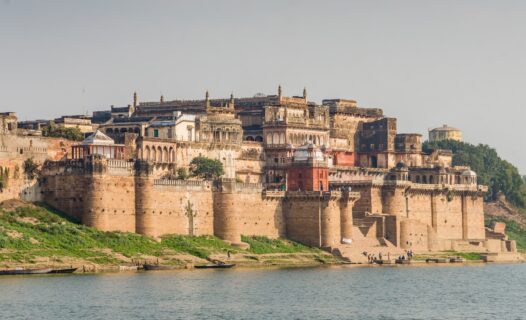 探索瓦拉納西：印度精神中心的熱門景點和必看景點