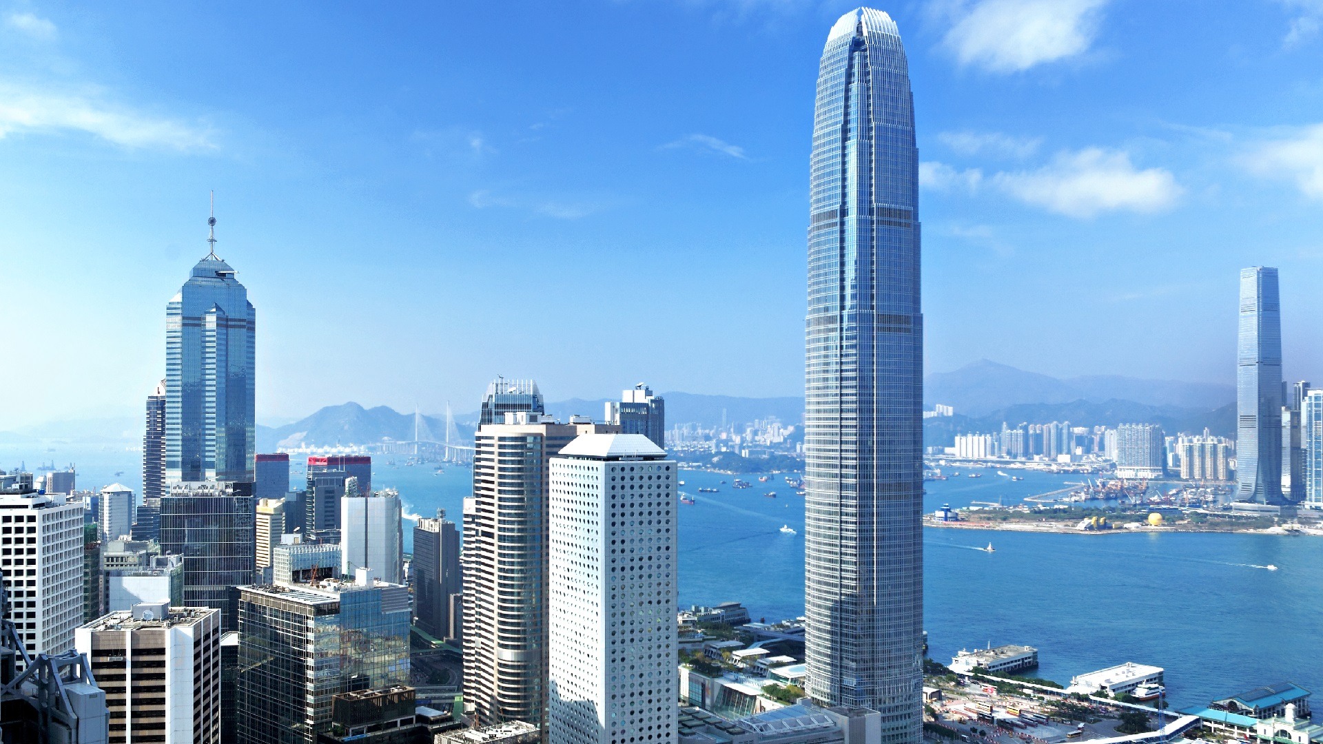 Đặt bàn tại Hongkong House: Hướng dẫn và lưu ý