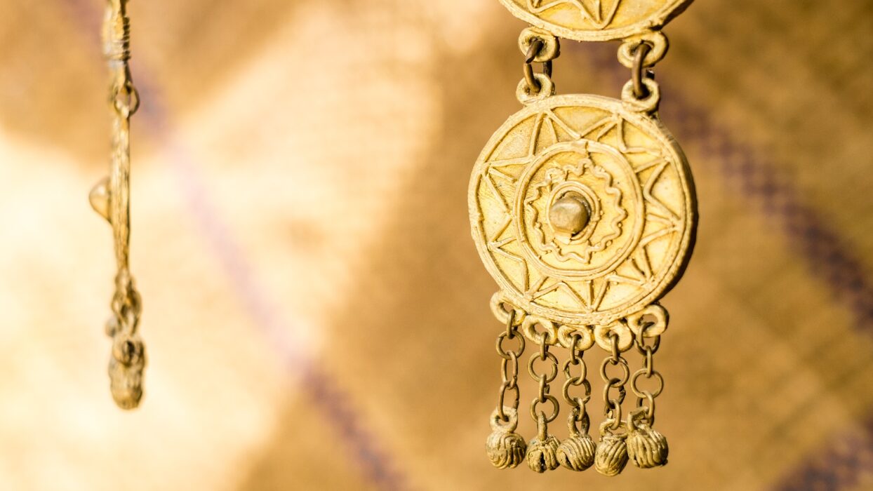 Uncover Unique Treasures: The Ultimate Guide to Souvenirs in the Philippines background image