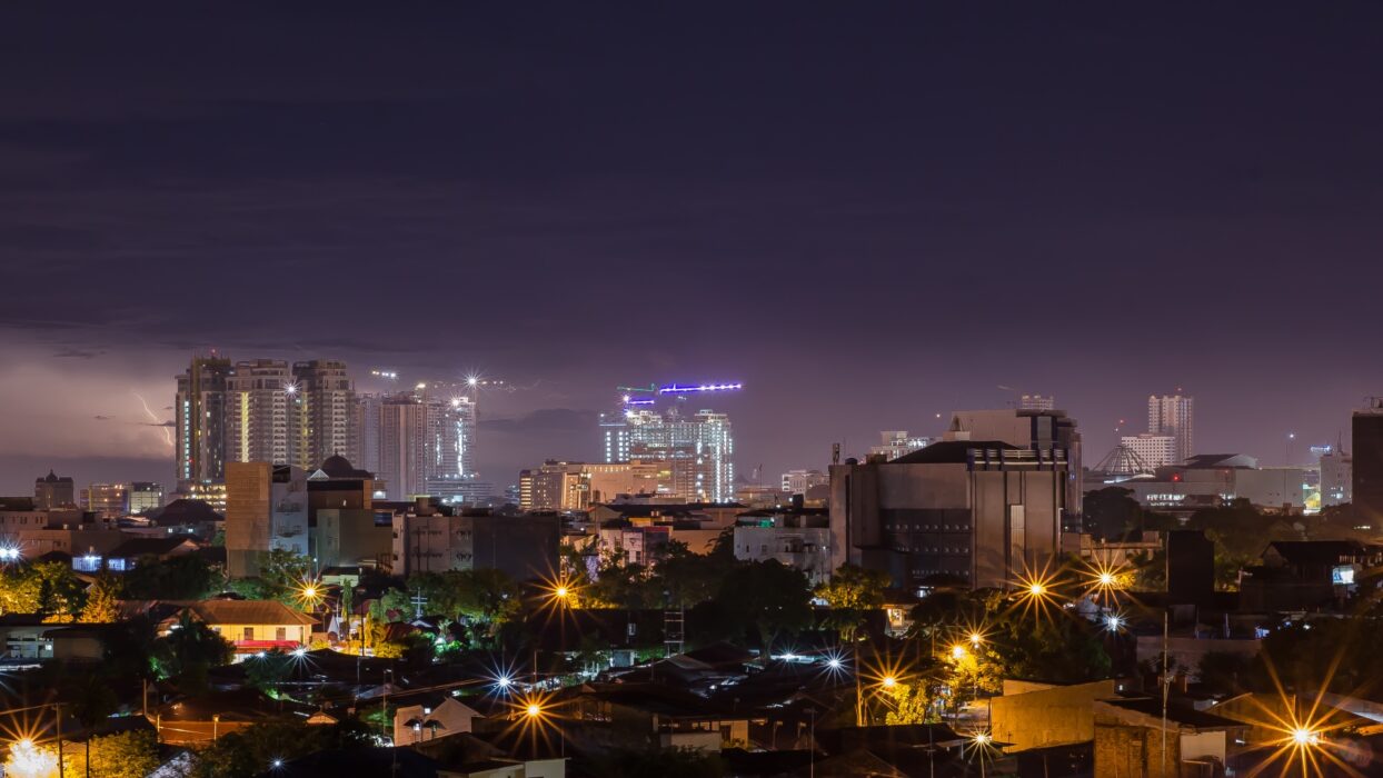 Budget-Friendly Stays: Discover Cheap Hotels Near Medan background image