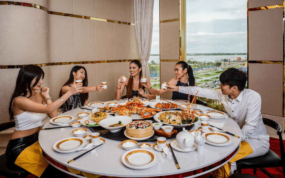 Top Luxury Hotels in Phnom Penh