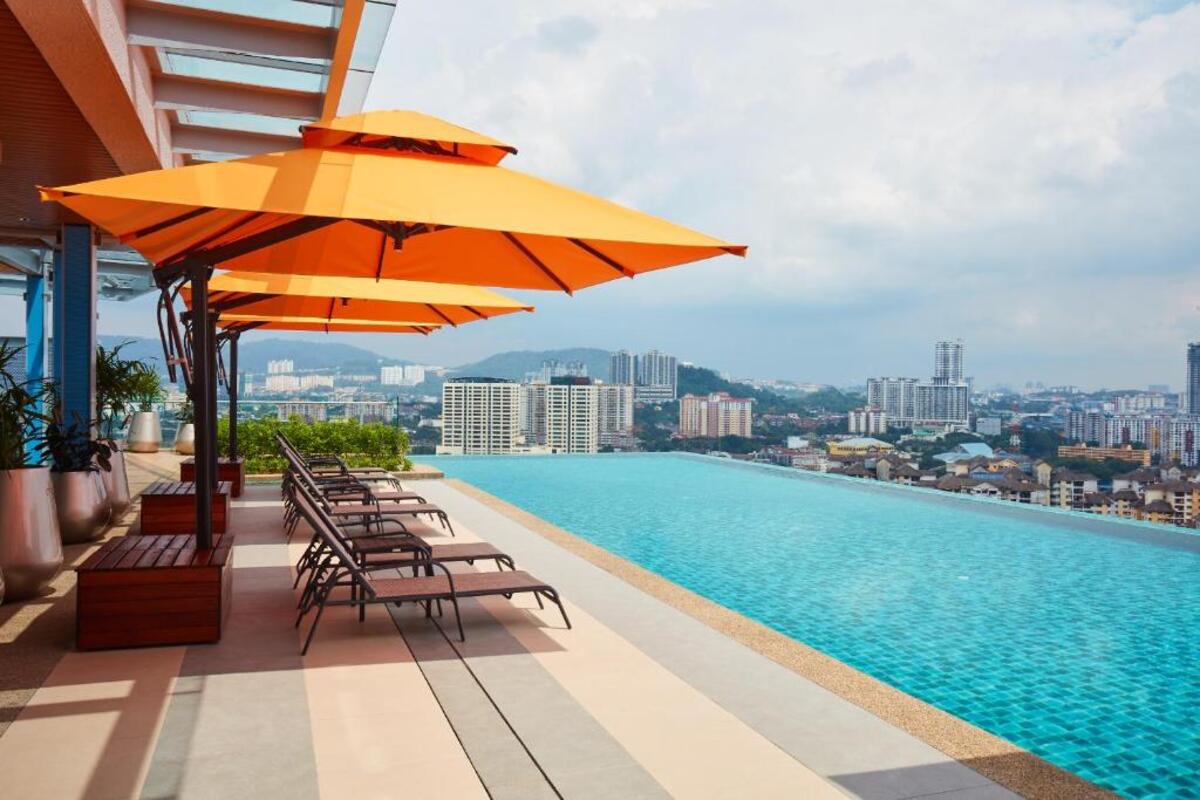 Pool in Sunway Velocity Hotel Pool in Sunway Velocity Hotel
