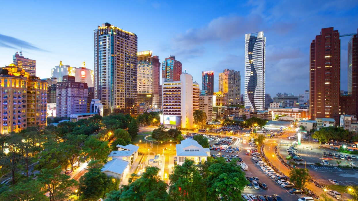 Family Adventures Await: Top Accommodations for a Memorable Stay in Taichung background image