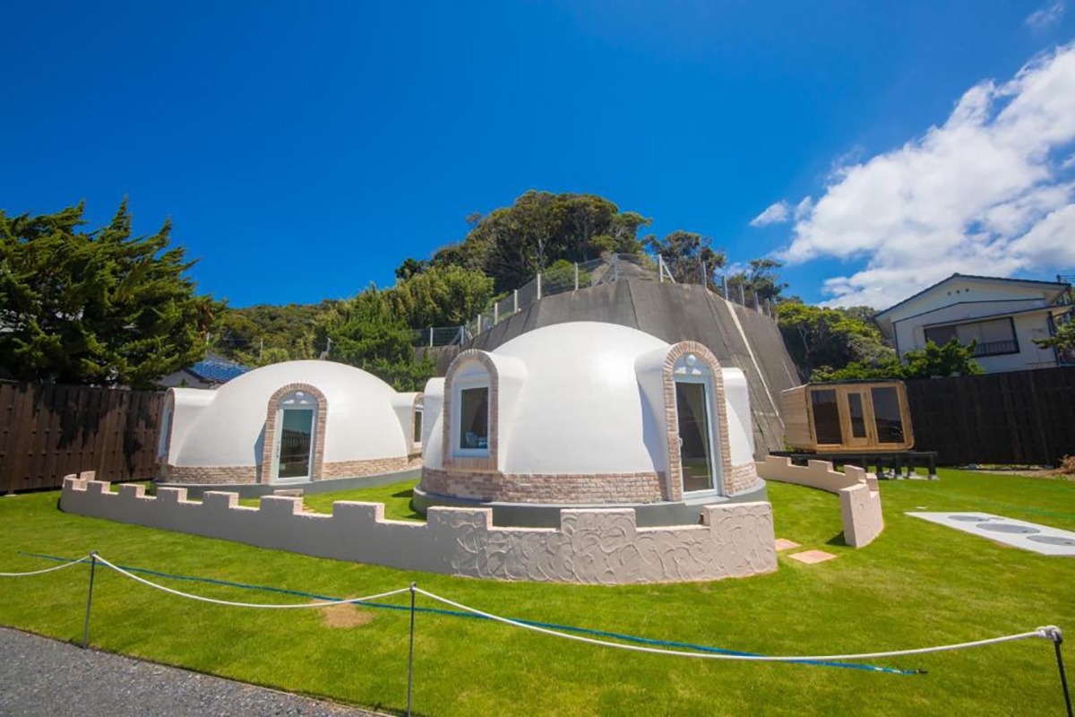 Cam Cam Dome House