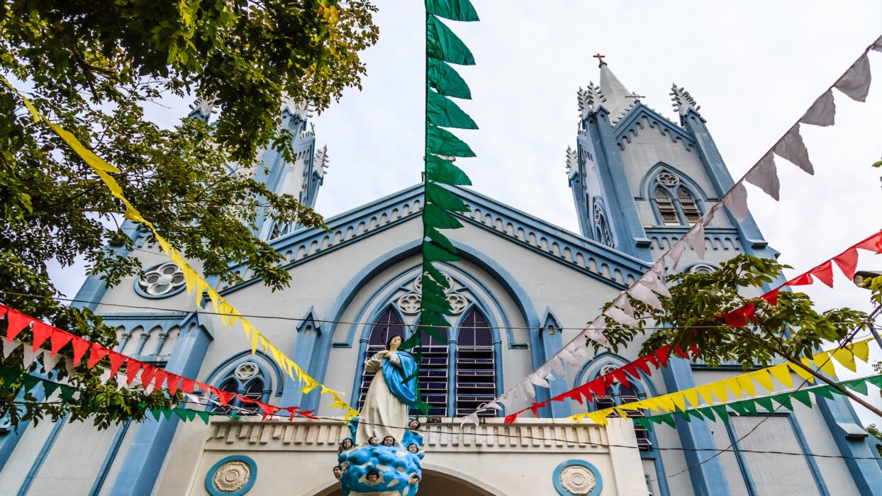 Journey of Faith: Discovering the Feast of the Immaculate Conception in the Philippines background image