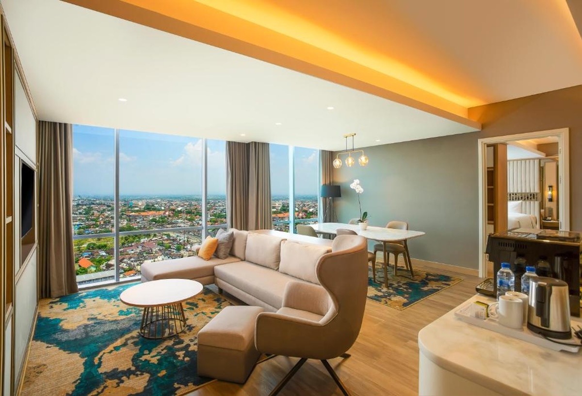 4-Star Hotels Near Surakarta