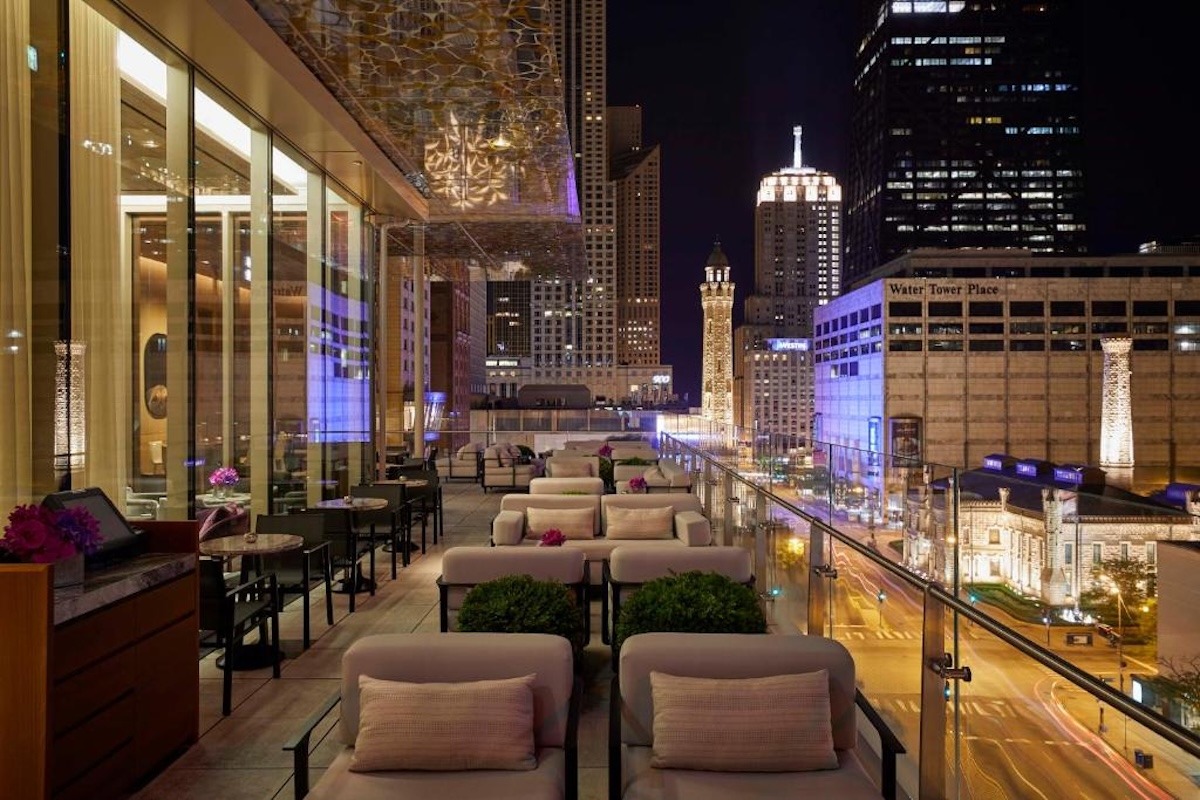 The Peninsula Chicago Christmas in USA-Where to Stay