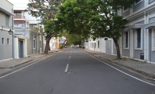 被海浪唤醒朋迪榭里白镇顶级海景住宿