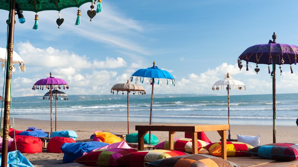 Bali on a Budget: Affordable Hotel Gems background image
