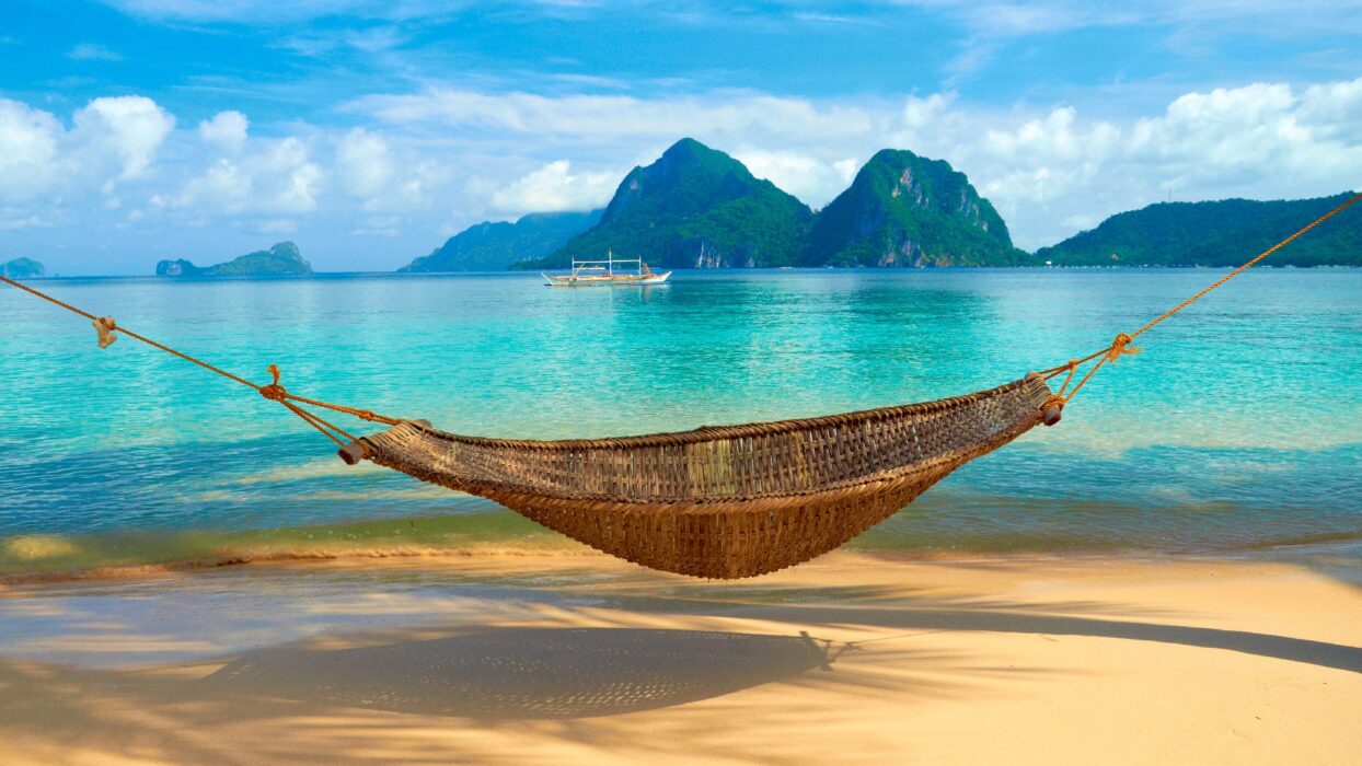 Koh Phi Phi dành cho Gia đình: Mẹo và đề xuất chỗ ở background image