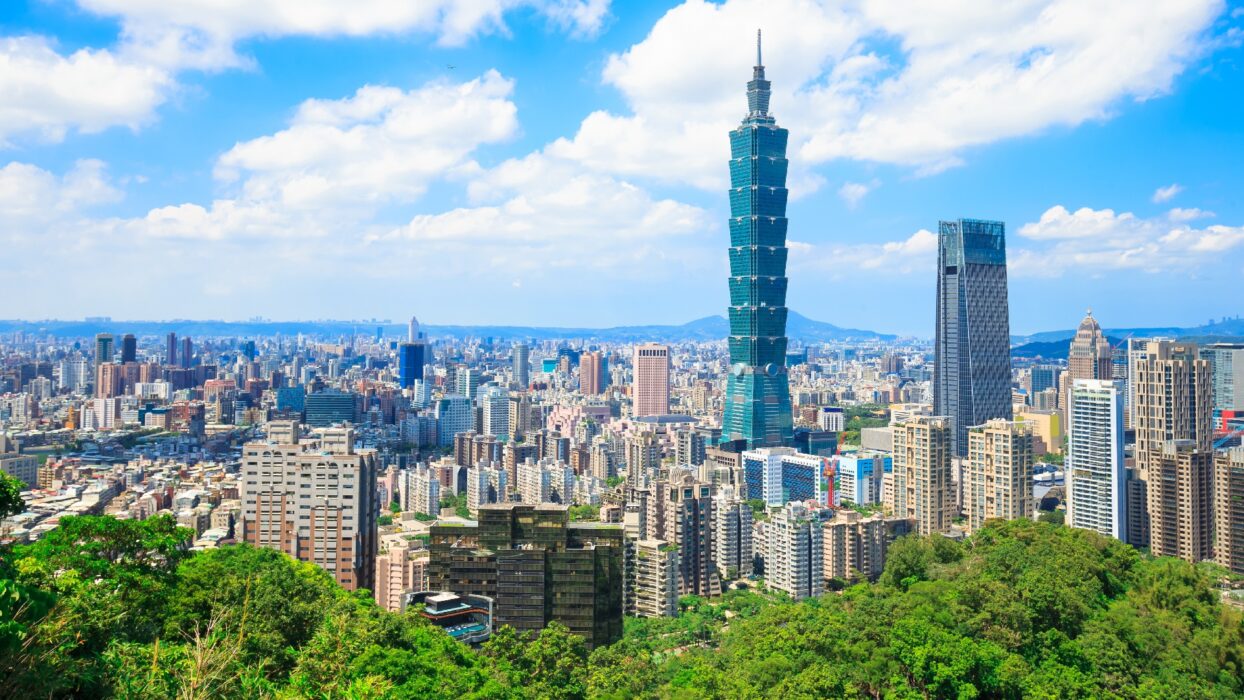 Stay in Style: Top Accommodation Picks in Taipei background image