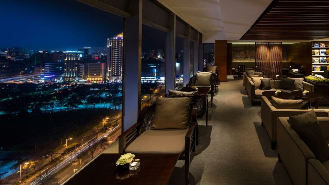 台北的頂級住宿:適合每位旅客的飯店 background image