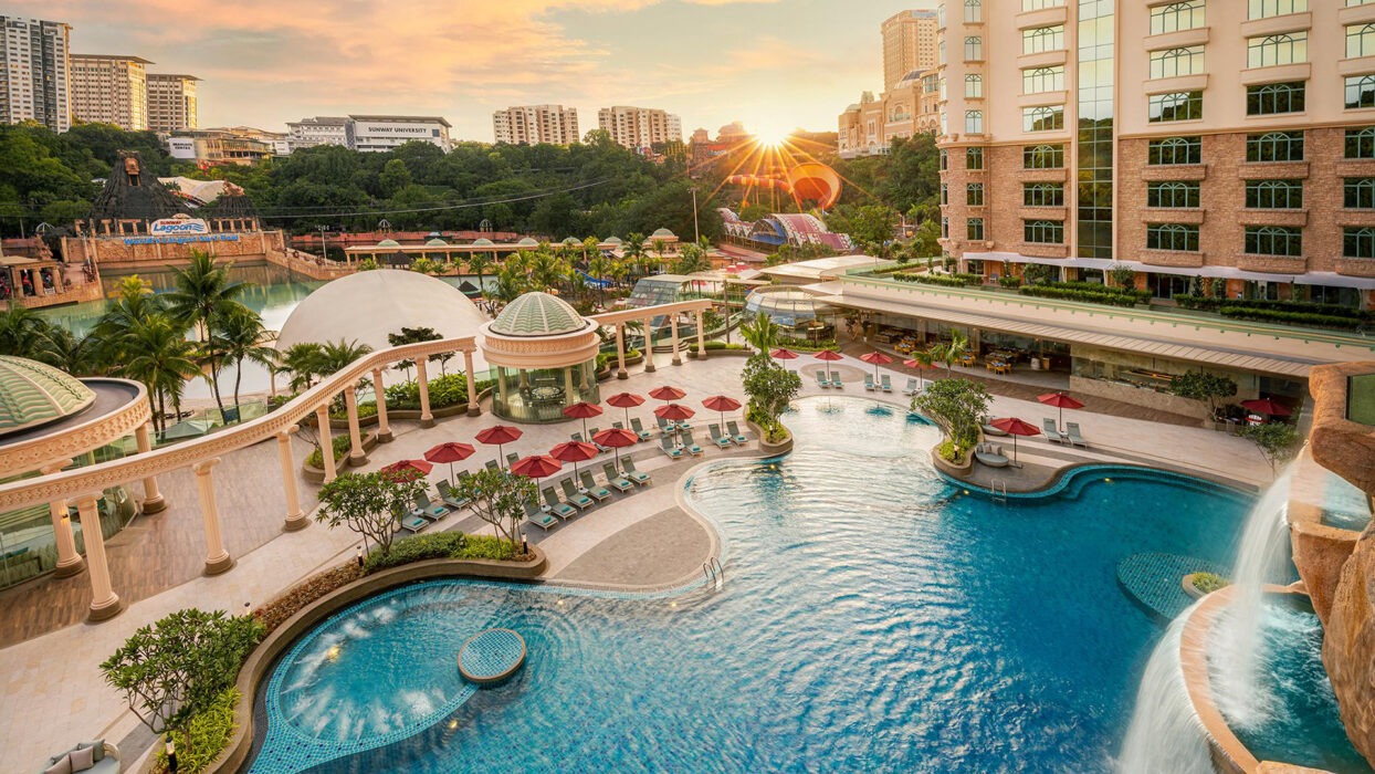 Best Hotels in Malaysia: Where to Stay Across the Country background image