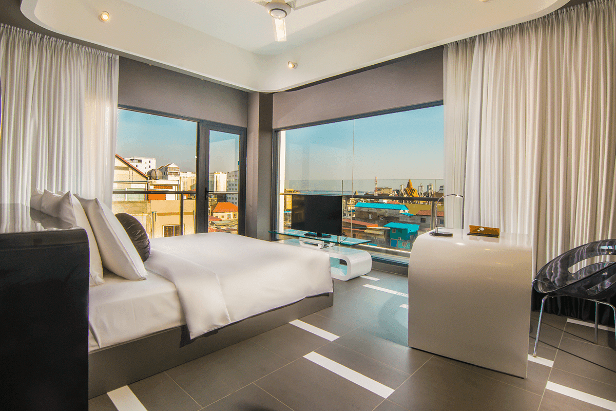 SUN & MOON Urban Hotel