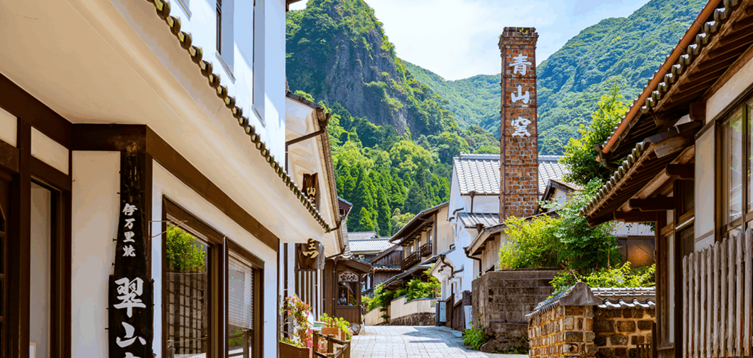 10 Must-Visit Spots That Appeared in “From Saga, With Love”