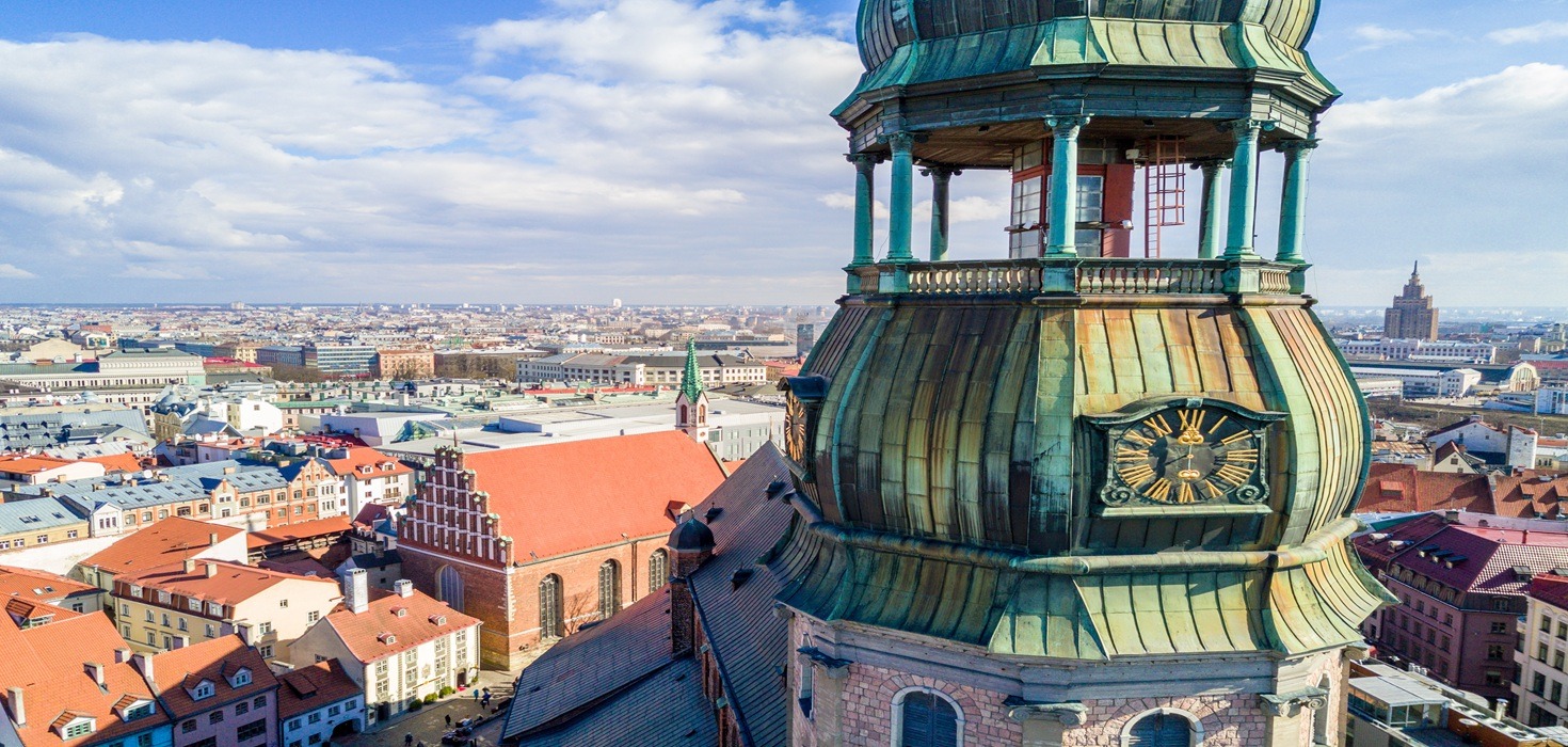 Transportation in Latvia: Public Transit, Apps, Taxis, and Travel Tips